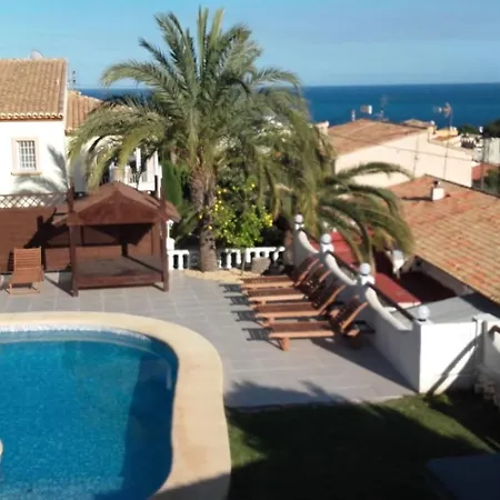 וילה Belucra,10p,seaview,jacuzzi,pool