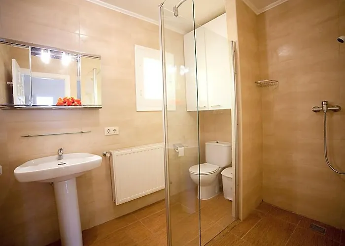 Willa Belucra,10p,seaview,jacuzzi,pool *